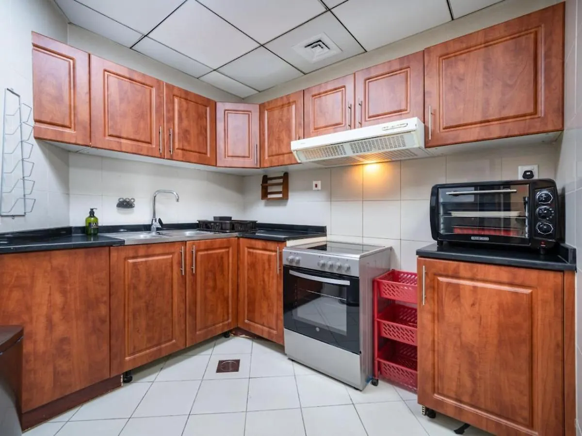 Apartment Spacious 2 Bed With Iconic Jlt Views Dubai