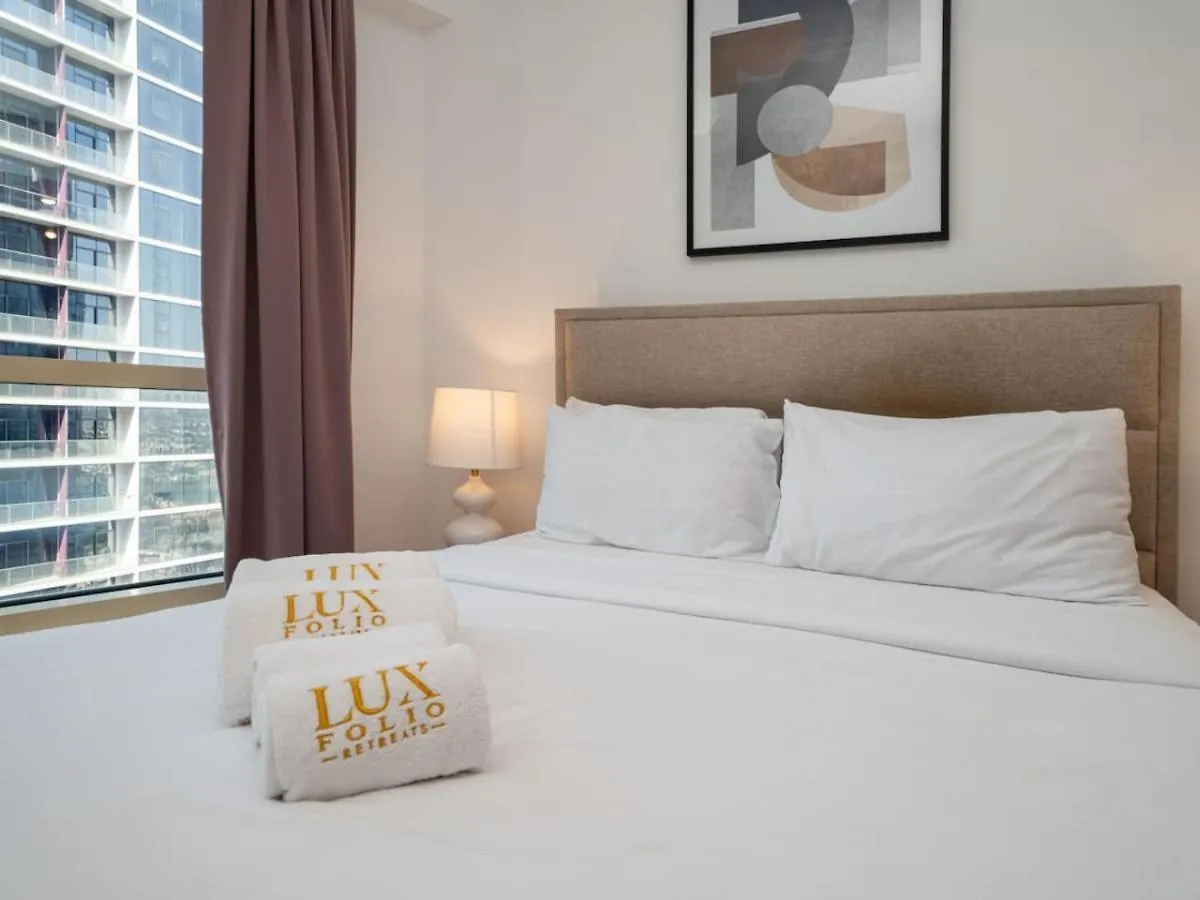 Spacious 2 Bed With Iconic Jlt Views Dubai United Arab Emirates