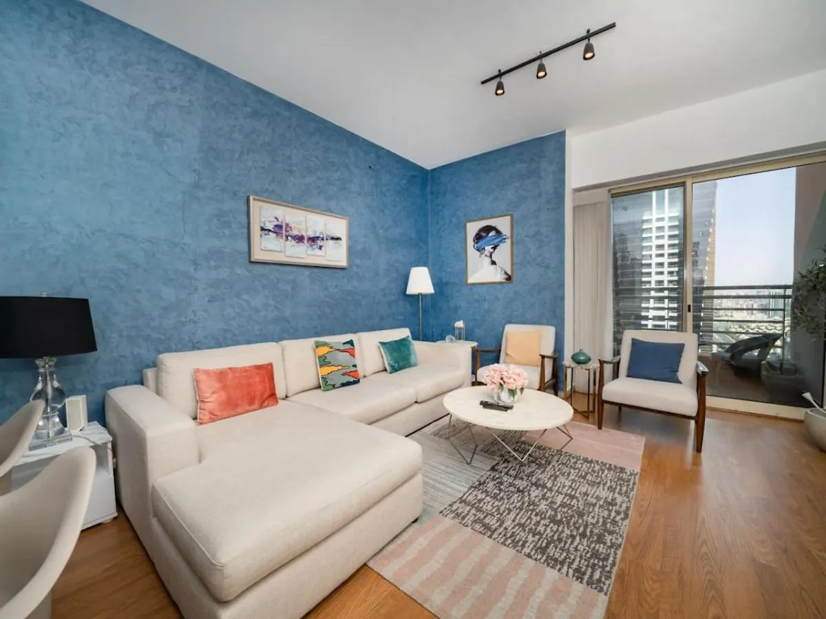 Apartment Spacious 2 Bed With Iconic Jlt Views Dubai United Arab Emirates